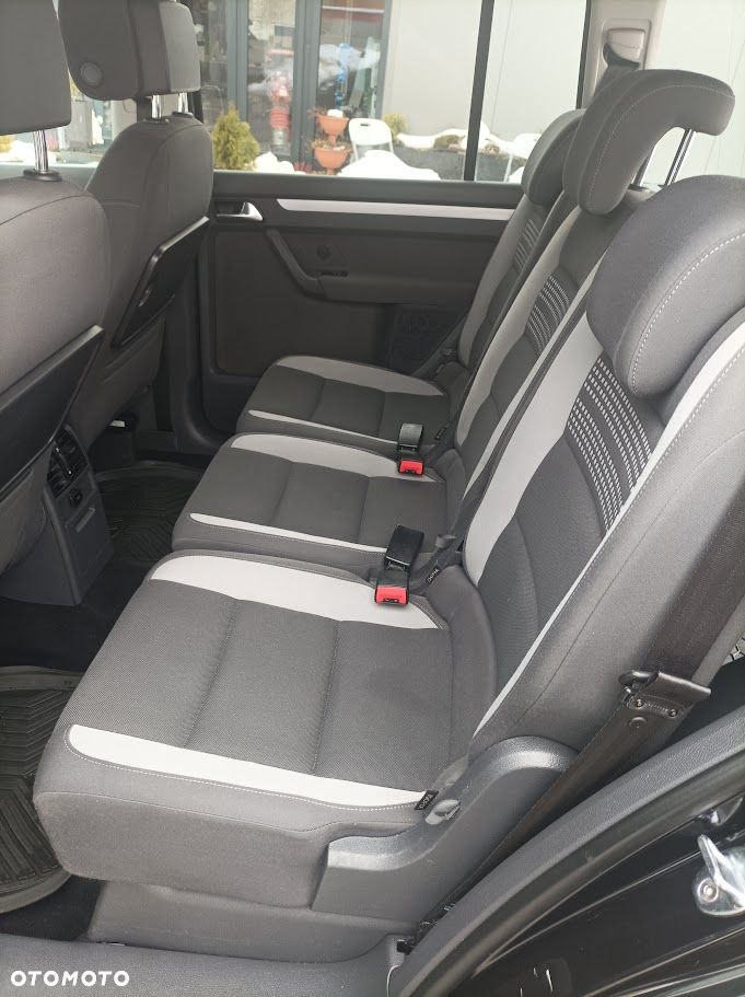 Volkswagen Touran 2.0 TDI DPF Comfortline - 8