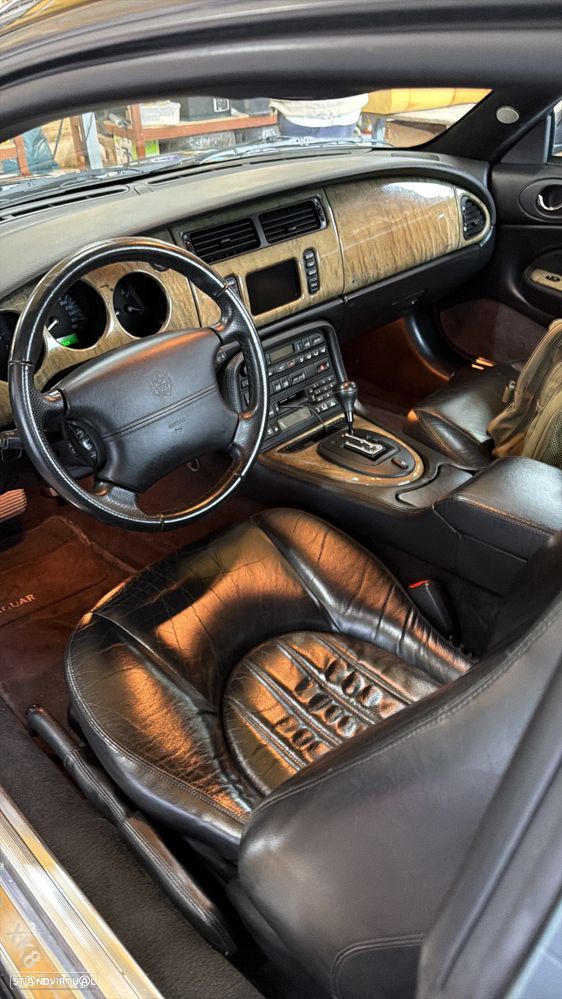 Jaguar XK XK8 4.0 Coupé Sport - 4