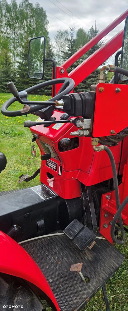 Mahindra 254  (4WD) - 10
