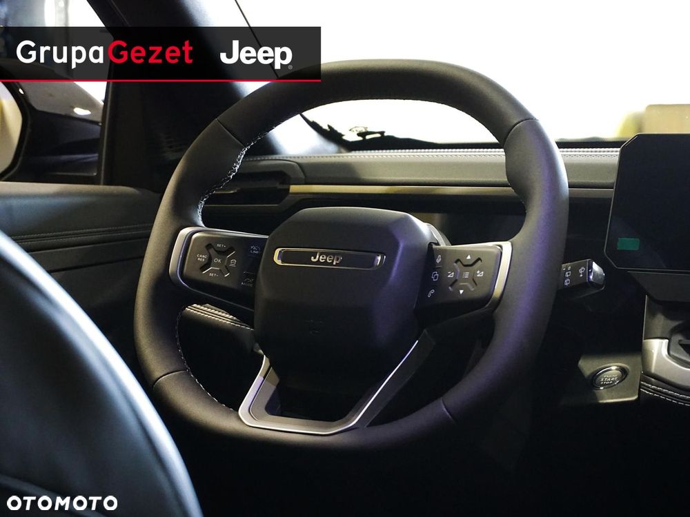 Jeep Compass - 12