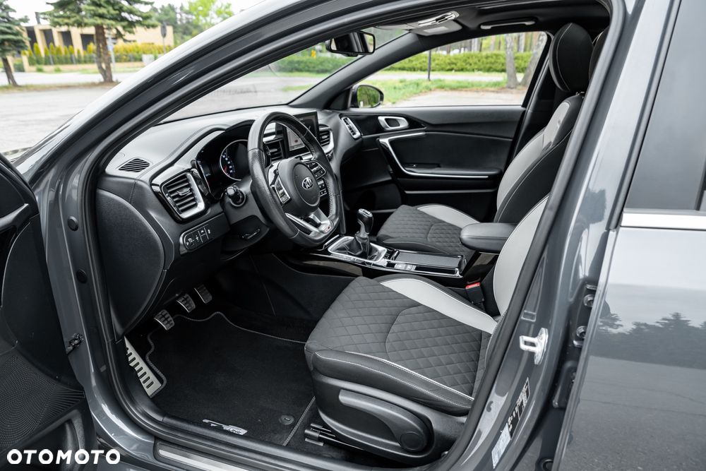 Kia Ceed 1.0 T-GDI ISG GT Line - 19