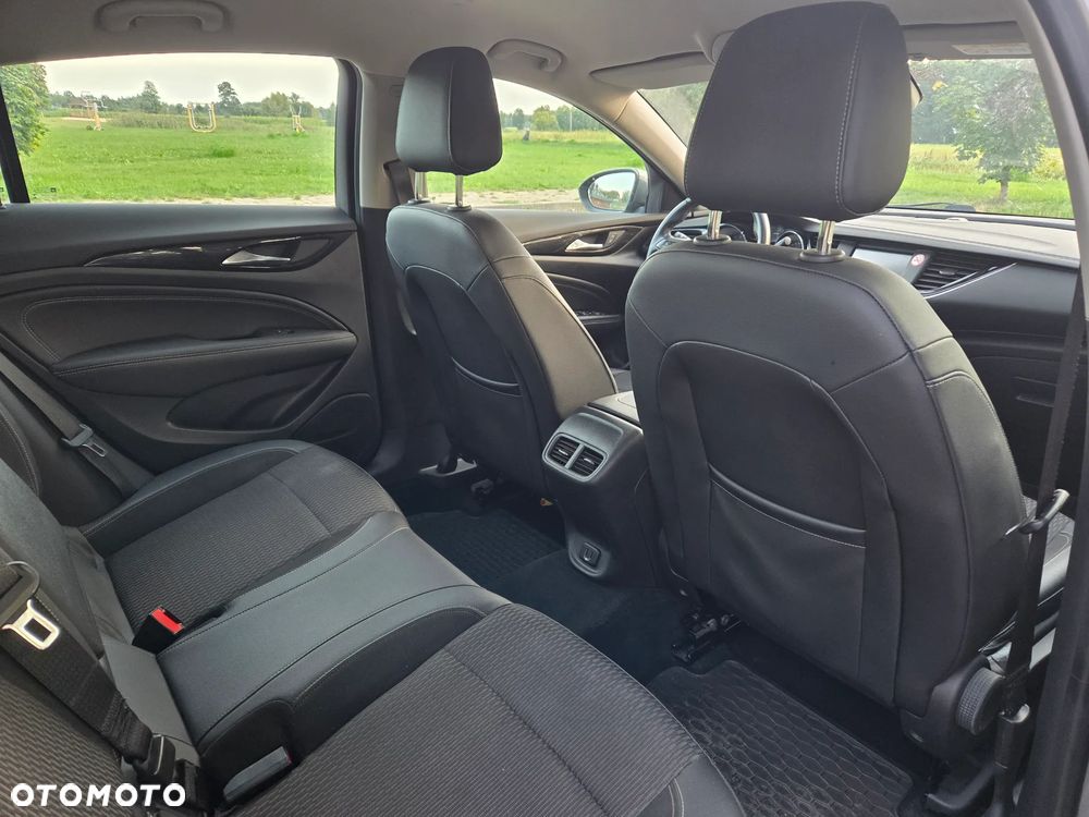 Opel Insignia 1.5 T Innovation S&S - 12