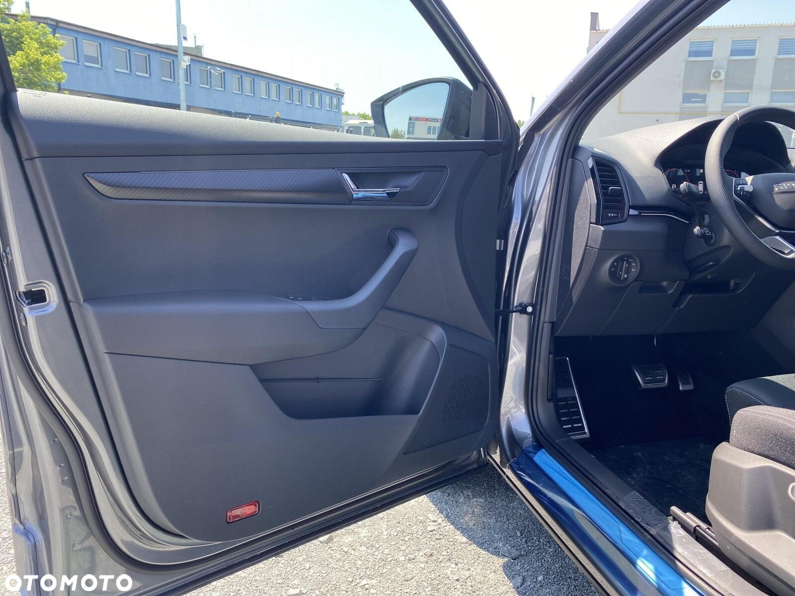 Skoda Karoq 1.5 TSI ACT Sportline DSG - 10