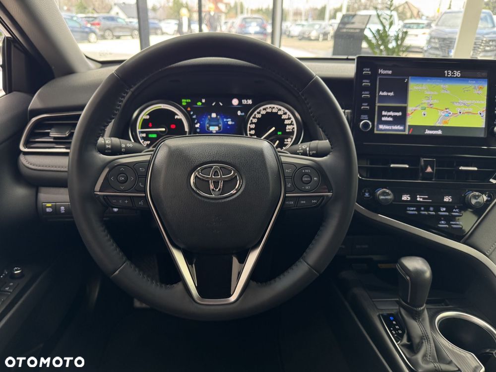 Toyota Camry - 15