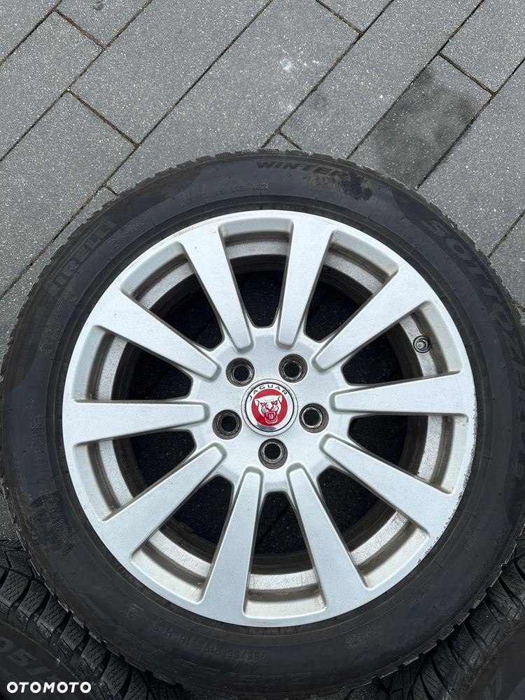 Jaguar XE 2.0 D Prestige - 8