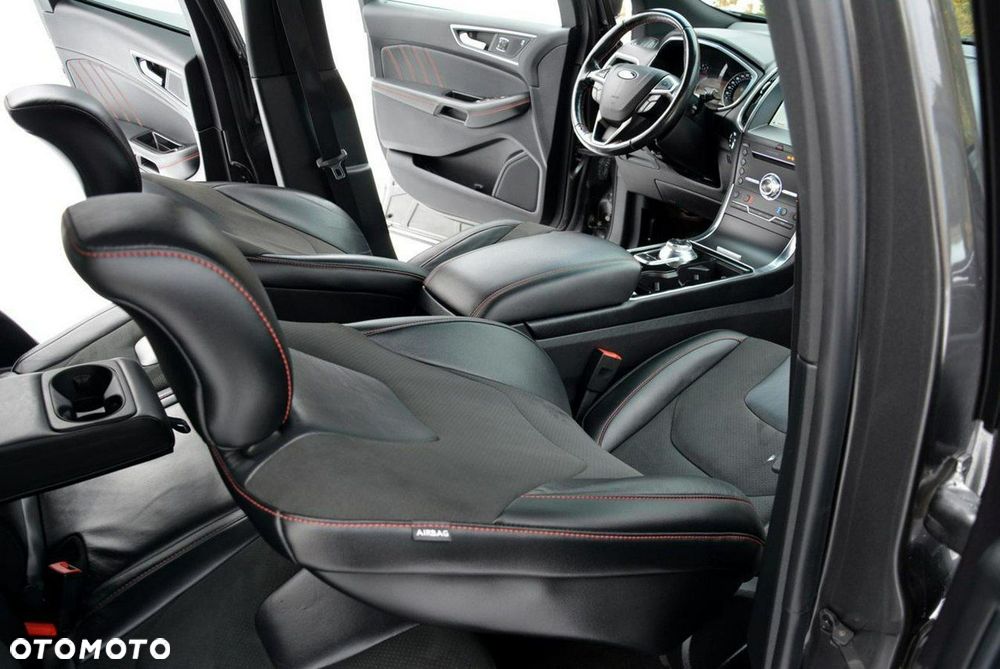 Ford Edge 2.0 EcoBlue Bi-Turbo 4x4 ST-LINE - 21