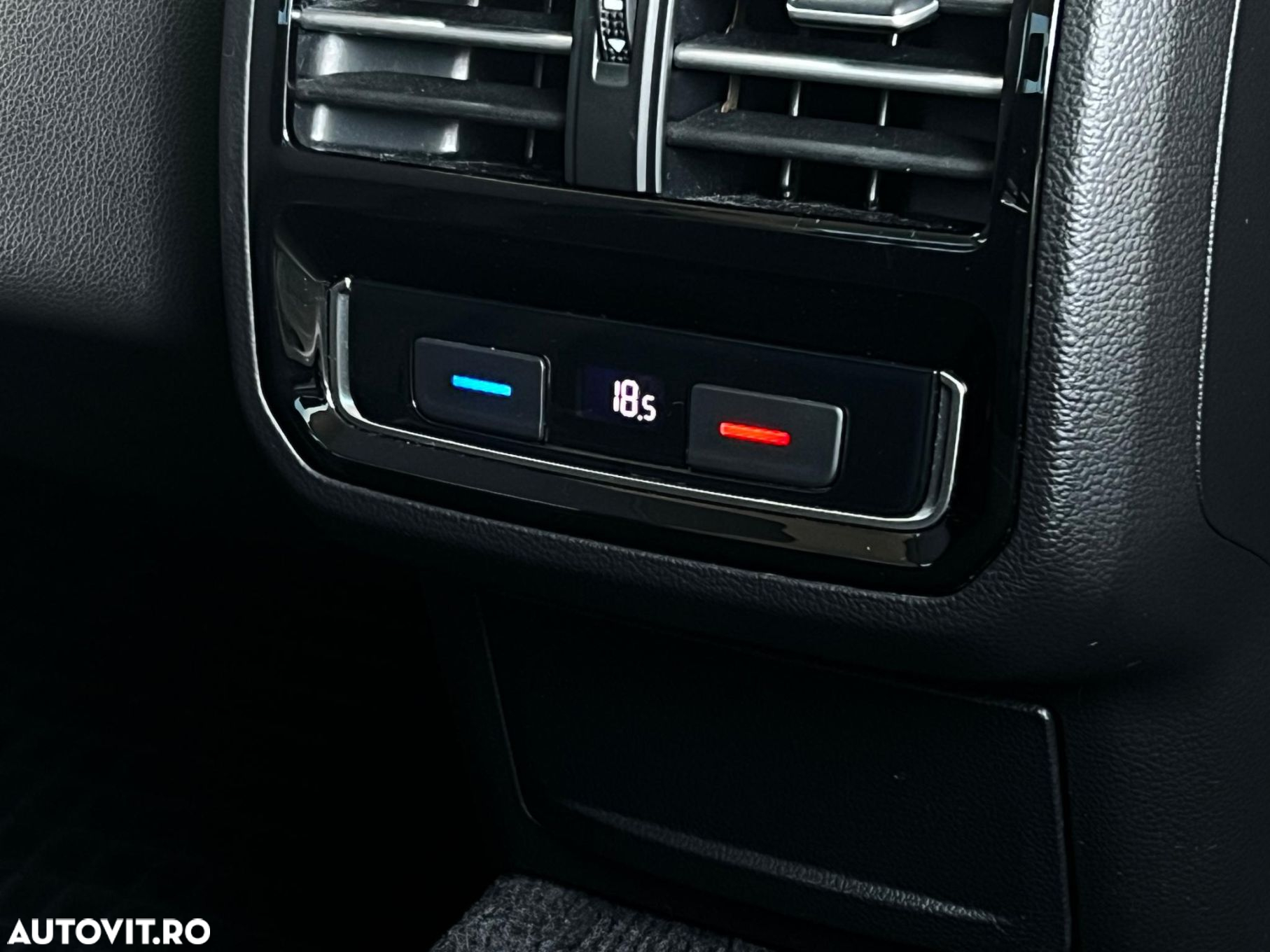 Volkswagen Passat - 29
