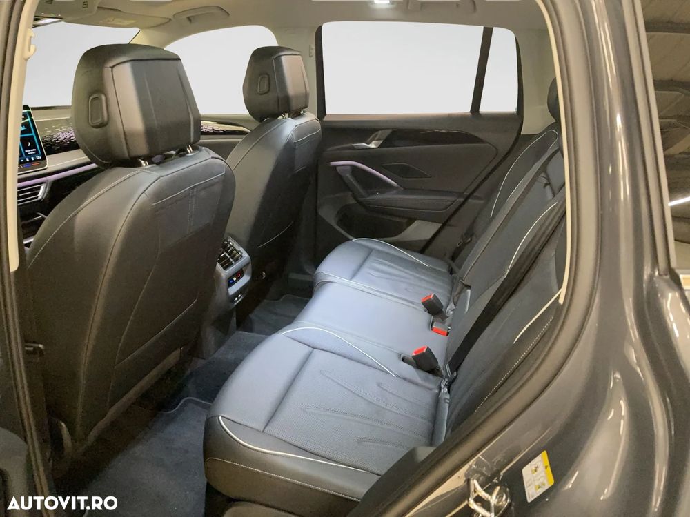 Volkswagen Tiguan 2.0 TDI SCR 4Motion DSG Elegance - 32