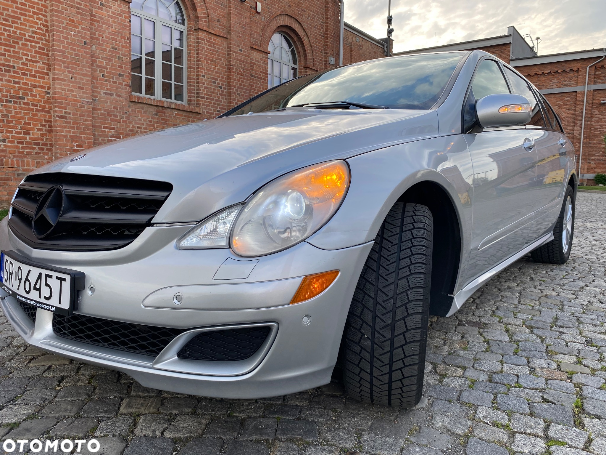Mercedes-Benz Klasa R 350 4Matic 7G-TRONIC - 4