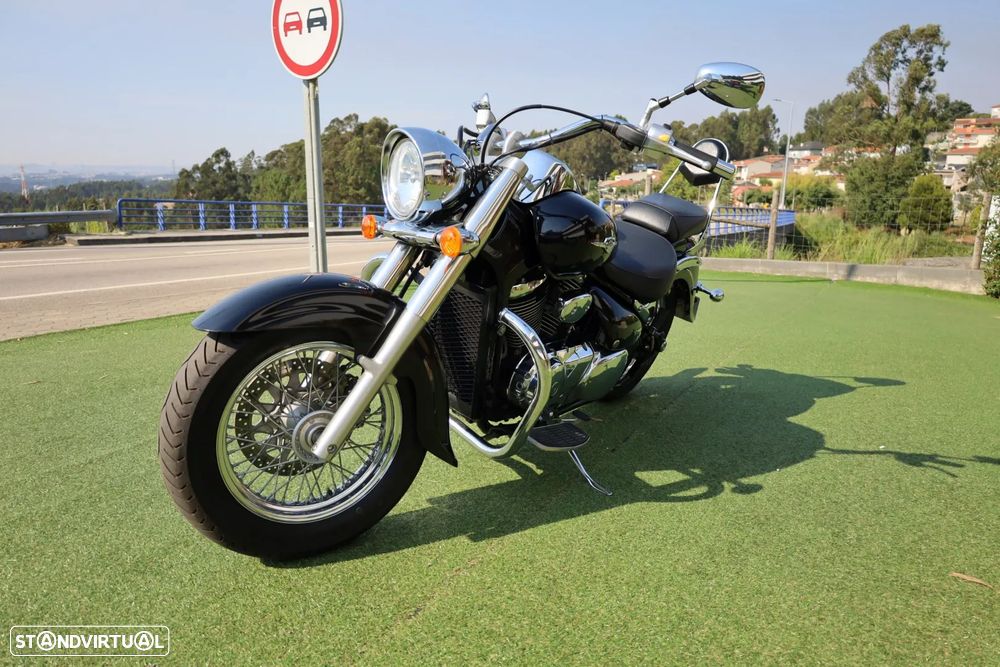 Suzuki Intruder C800 - 14