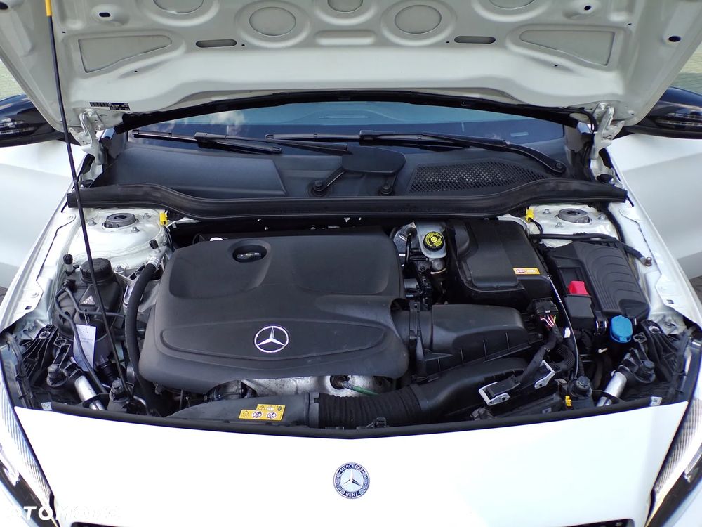 Mercedes-Benz Klasa A 180 AMG Line - 27