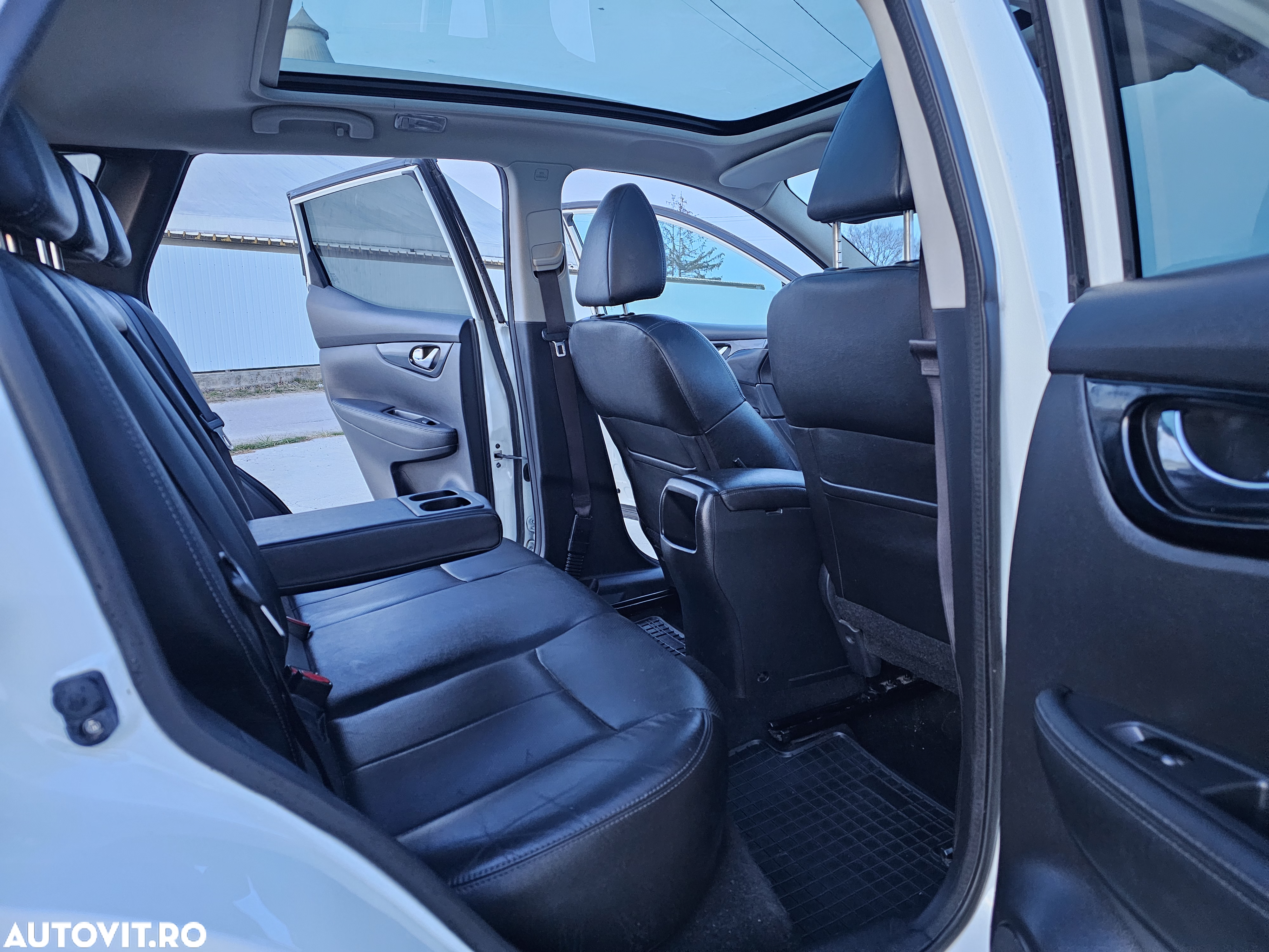 Nissan Qashqai 1.6 DCI ALL-MODE 4x4i TEKNA+ - 37