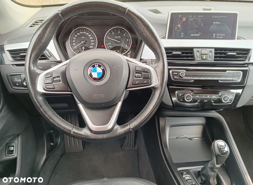 BMW X1 sDrive16d - 13