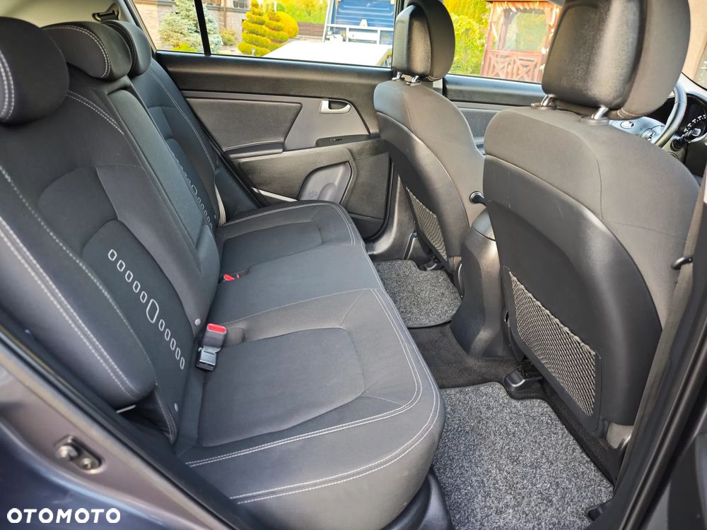 Kia Sportage 1.7 CRDI 2WD Vision - 12