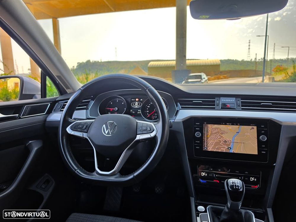 VW Passat 2.0 TDI Business - 5