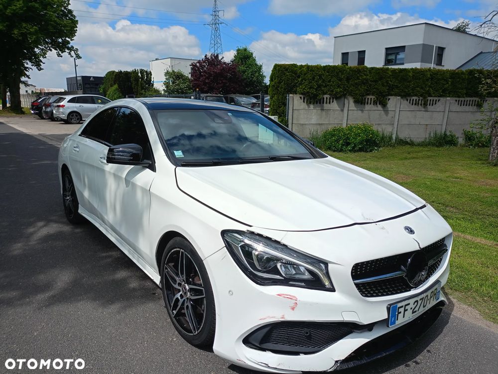 Mercedes-Benz CLA 200 7G-DCT AMG Line - 1