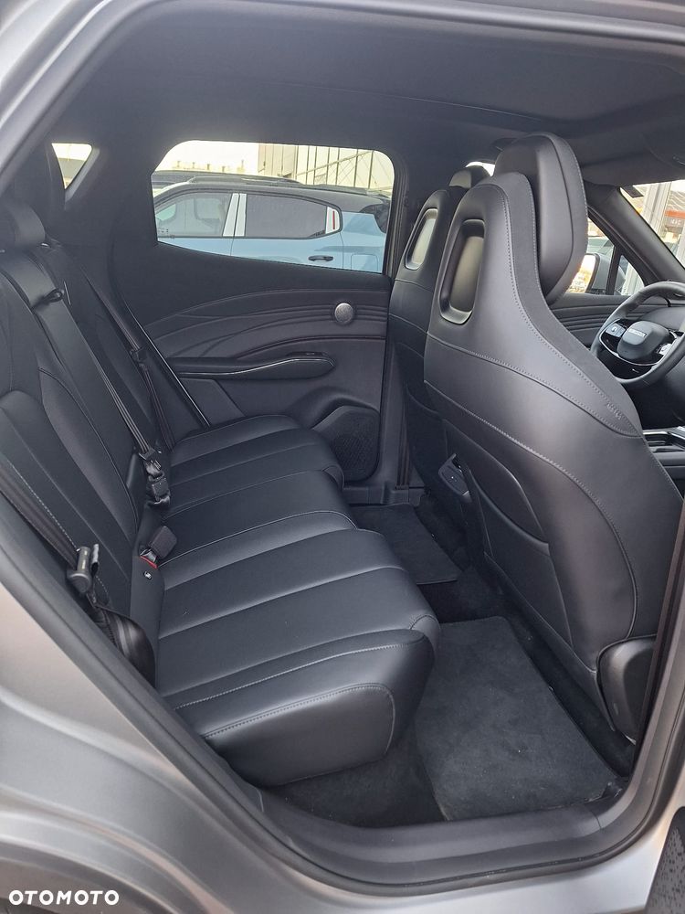 Omoda 7 1.5 T-GDi Super Hybrid Luxury - 12