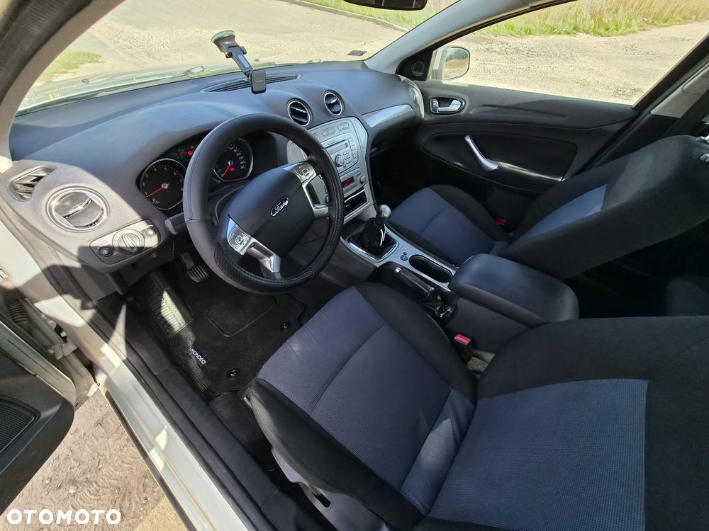 Ford Mondeo 1.6 Trend - 3