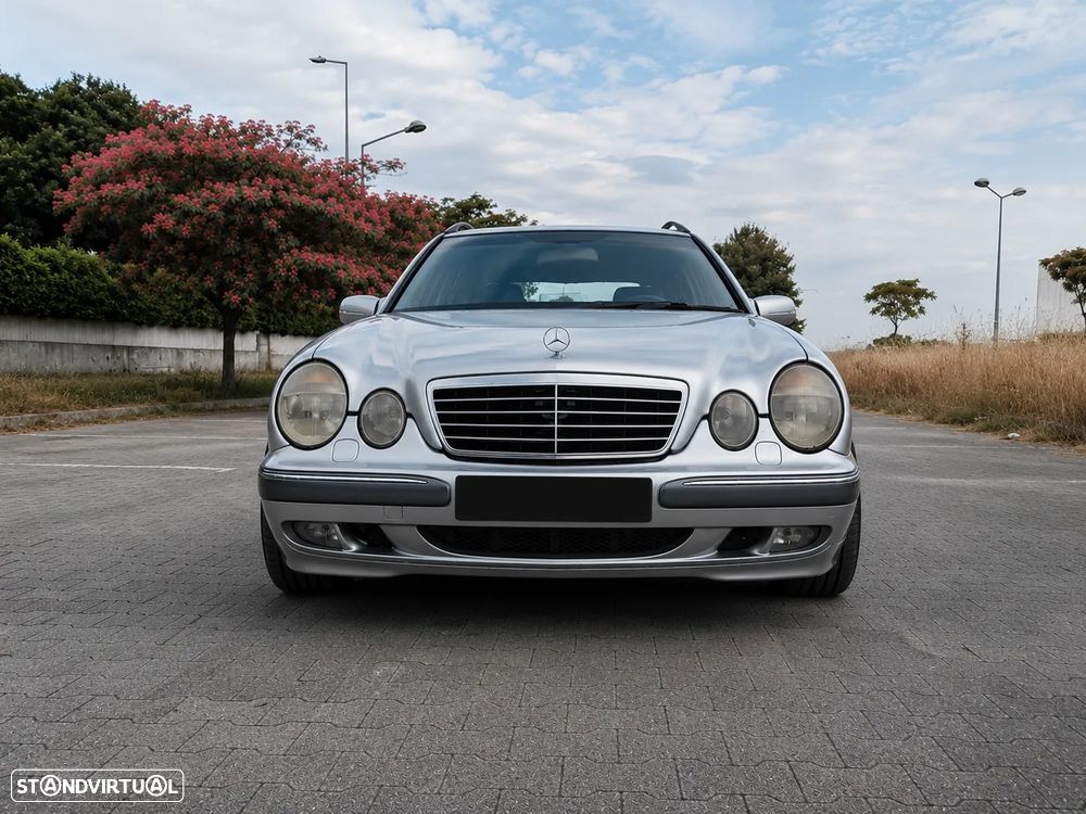 Mercedes-Benz E 220 - 5