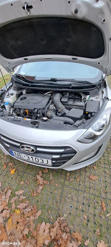 Hyundai i30 1.4 CRDi Classic + - 13