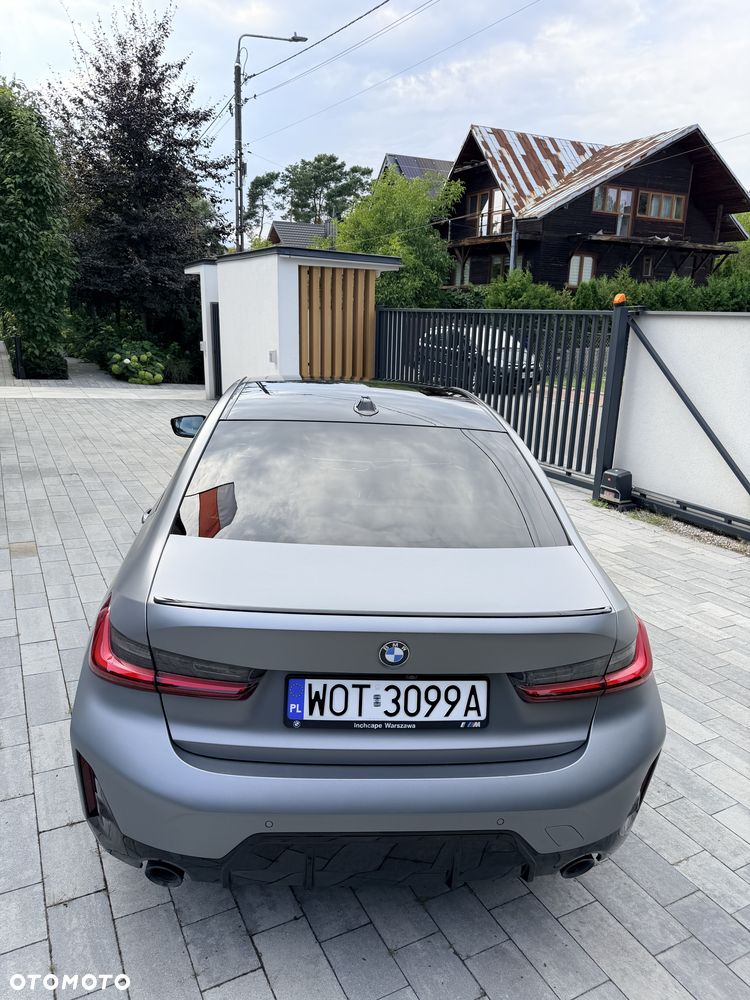 BMW Seria 3 330i xDrive M Sport - 4