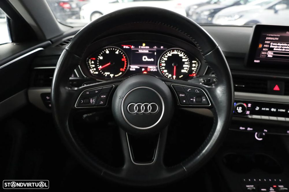 Audi A4 2.0 TDI S-line S tronic - 12
