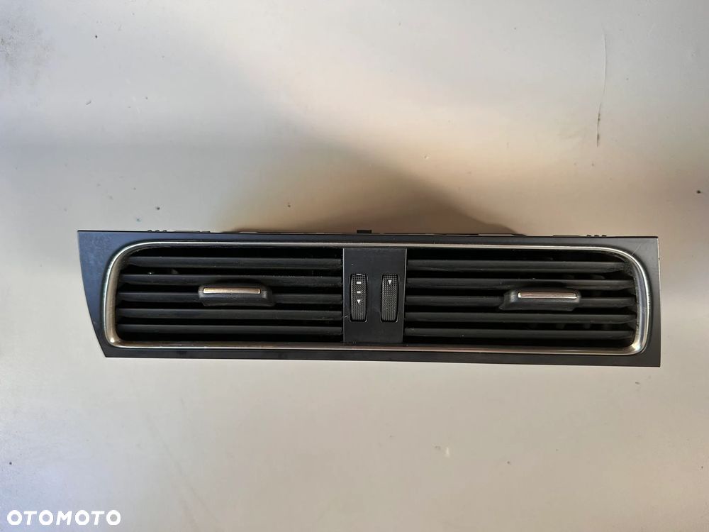 Kratka nawiewu środkowa Audi A4 B8 8T1820951C - 1