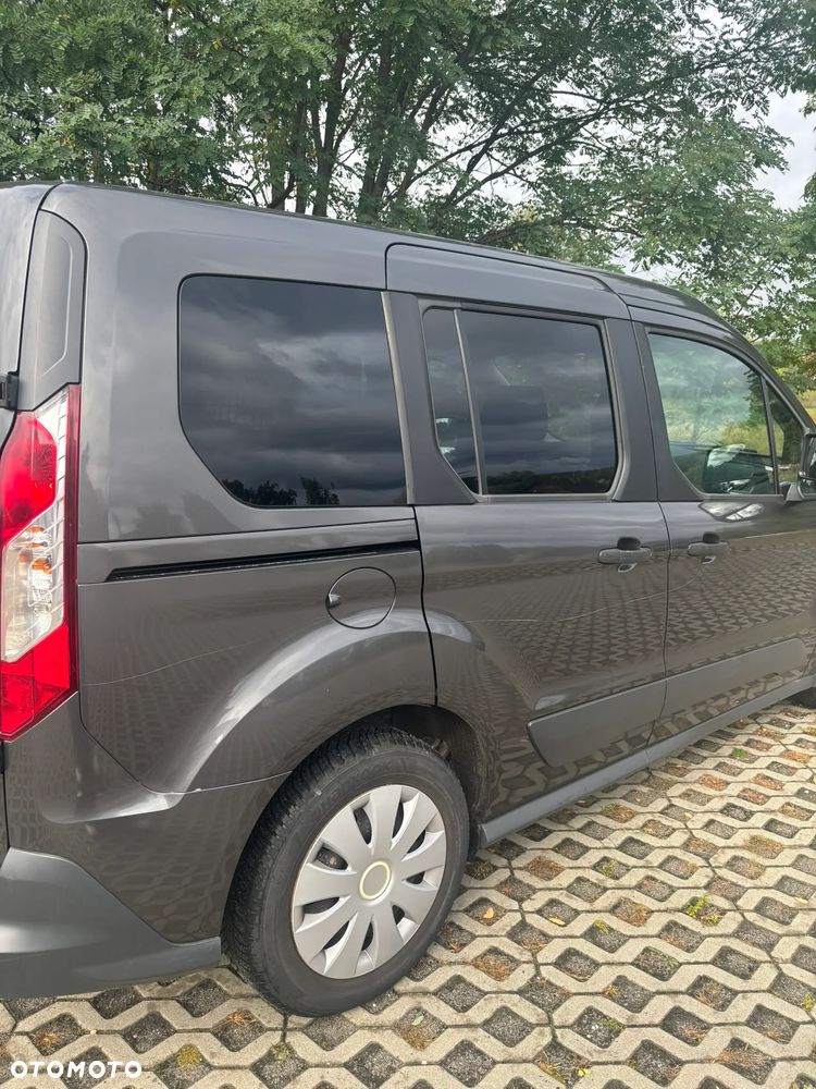 Ford Transit Connect - 11