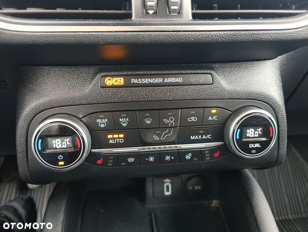 Ford Focus 1.0 EcoBoost Titanium ASS - 16