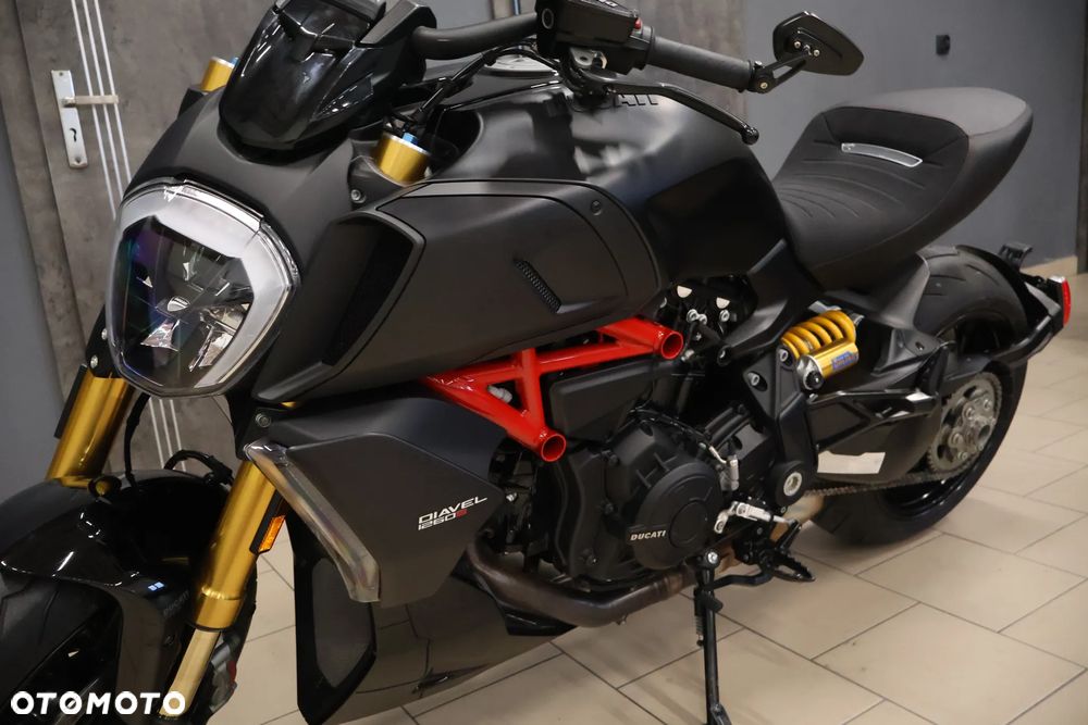 Ducati Diavel - 30