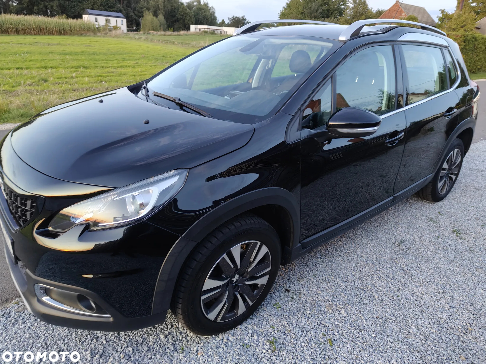 Peugeot 2008 1.2 Pure Tech Allure S&S EAT6 - 3