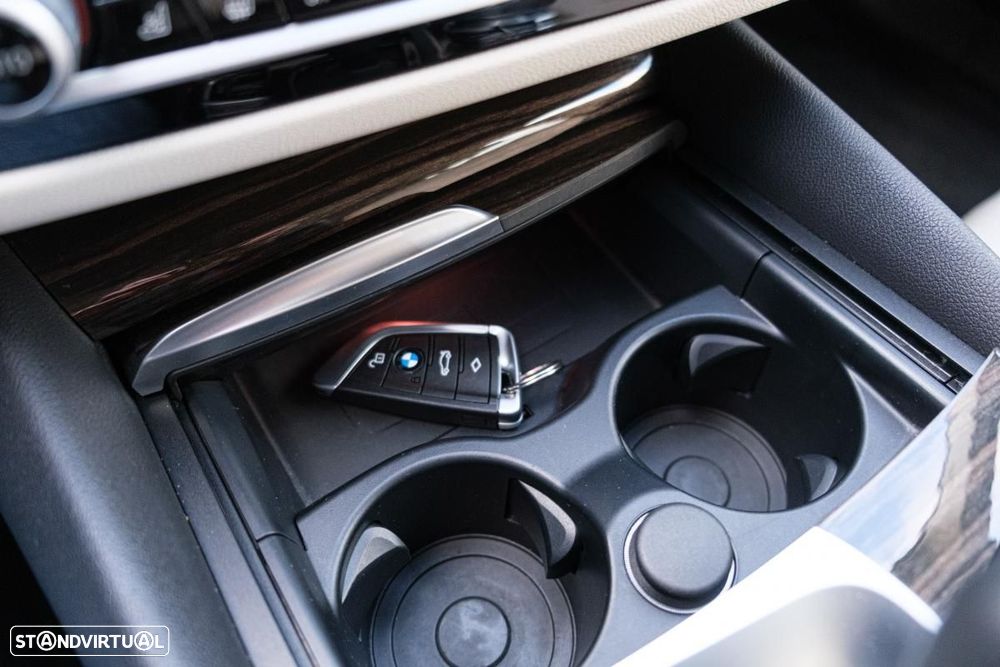 BMW 520 d Line Luxury Auto - 34