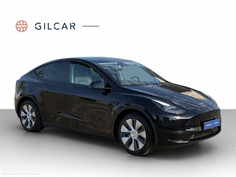 Tesla Model Y Standard RWD - 2