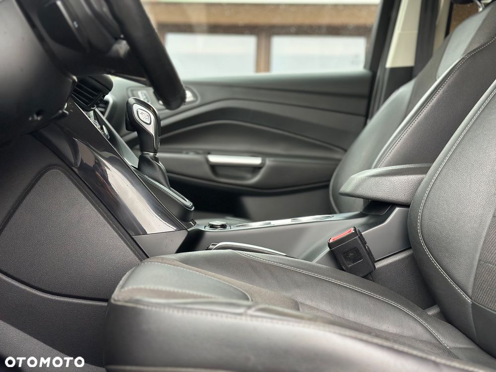 Ford Kuga 2.0 TDCi 4x4 ST-Line - 17