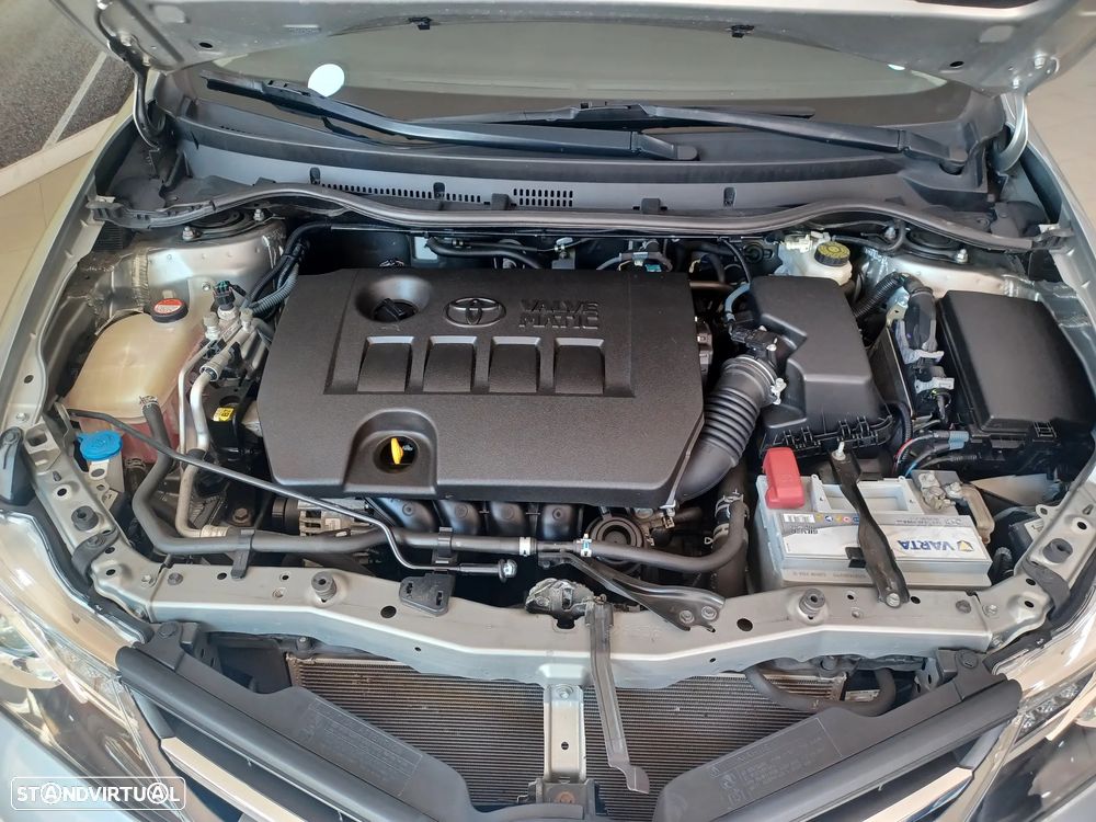 Toyota Auris 1.6 Valvematic Edition - 36