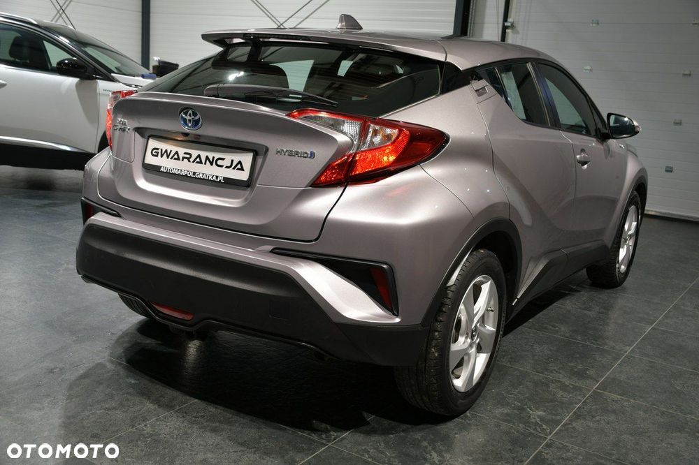 Toyota C-HR - 11