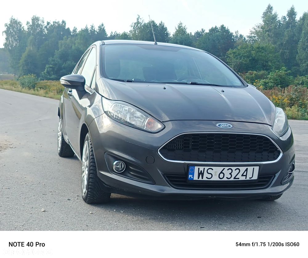 Ford Fiesta 1.5 TDCi Ambiente - 21