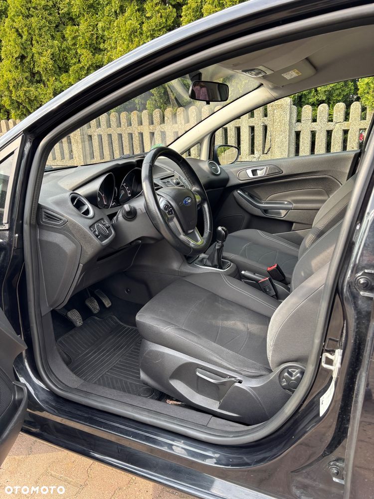 Ford Fiesta - 9