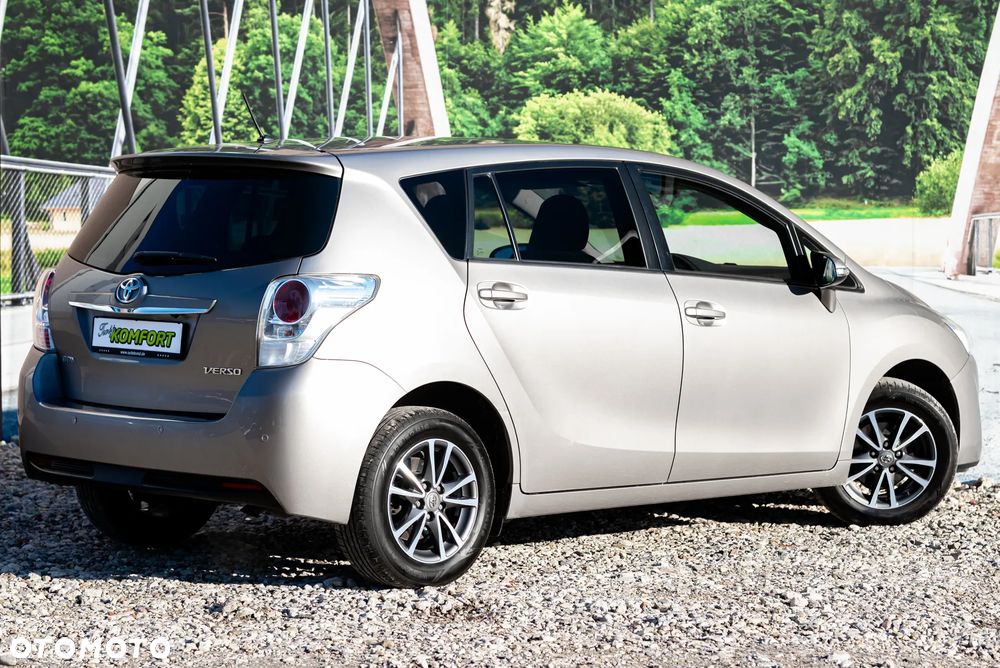 Toyota Verso 1.8 7-Sitzer Executive - 12