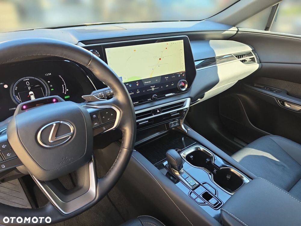 Lexus RX - 22