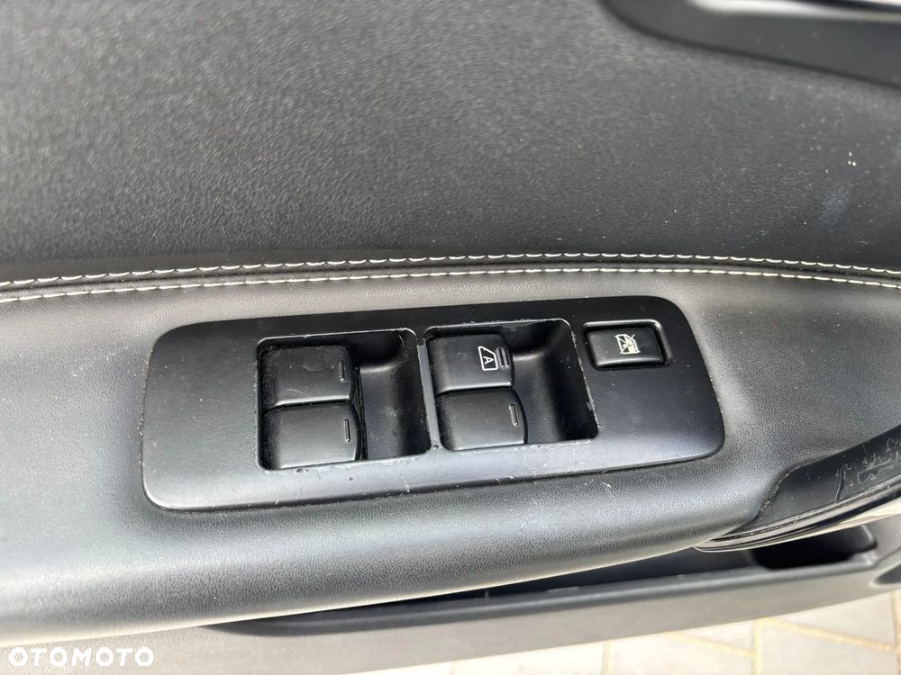 Nissan Qashqai 1.6 dCi DPF Start/Stop tekna - 22