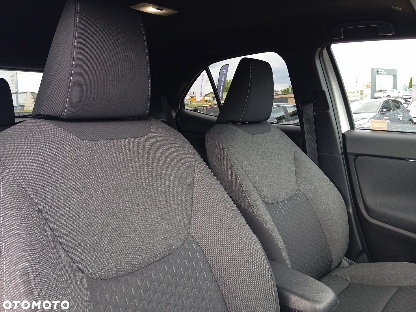 Toyota Yaris Cross - 17