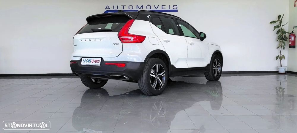 Volvo XC 40 2.0 D3 R-Design Geartronic - 3