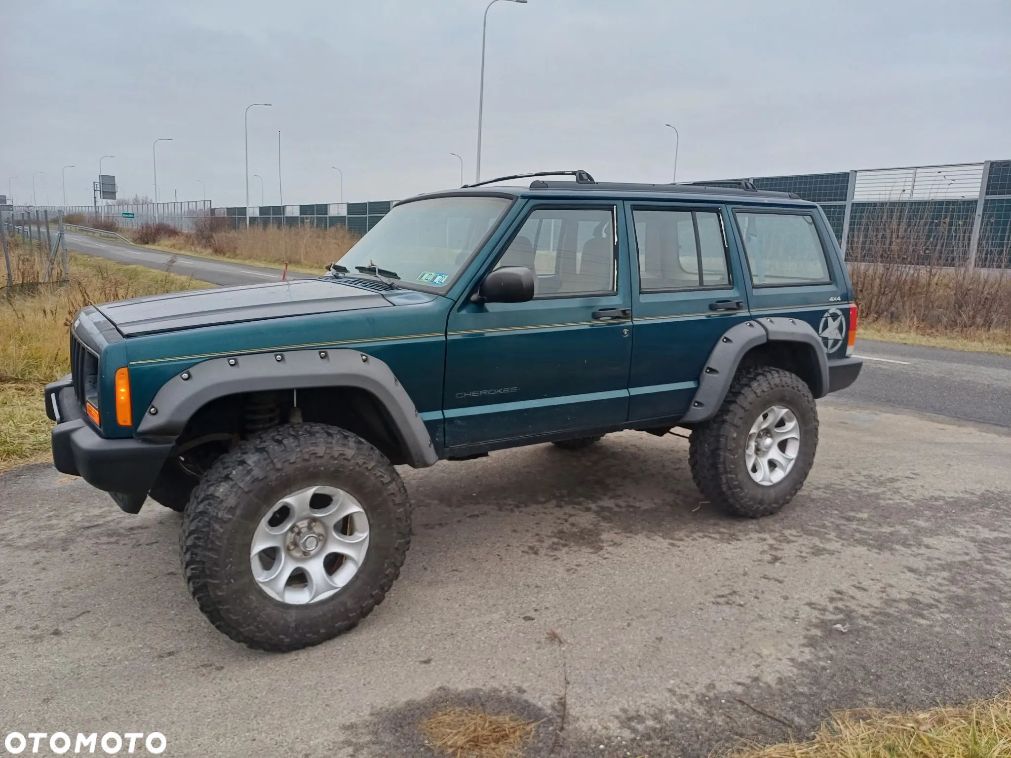 Jeep Cherokee 4.0 - 1
