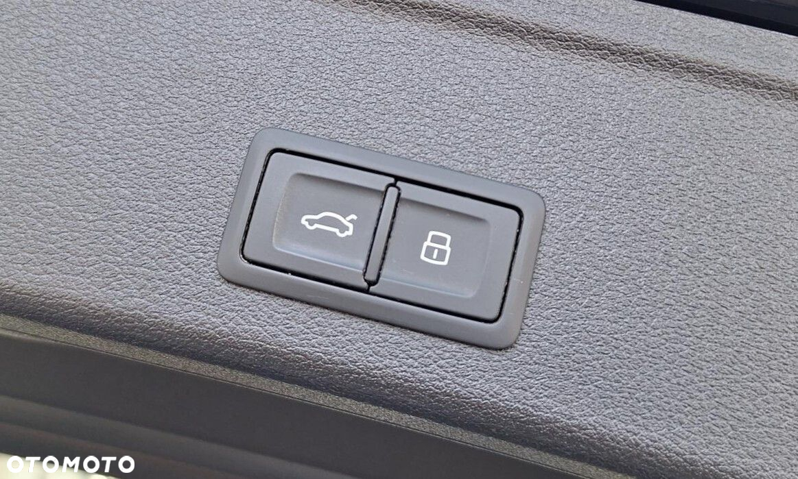Audi A4 35 TFSI S tronic - 23