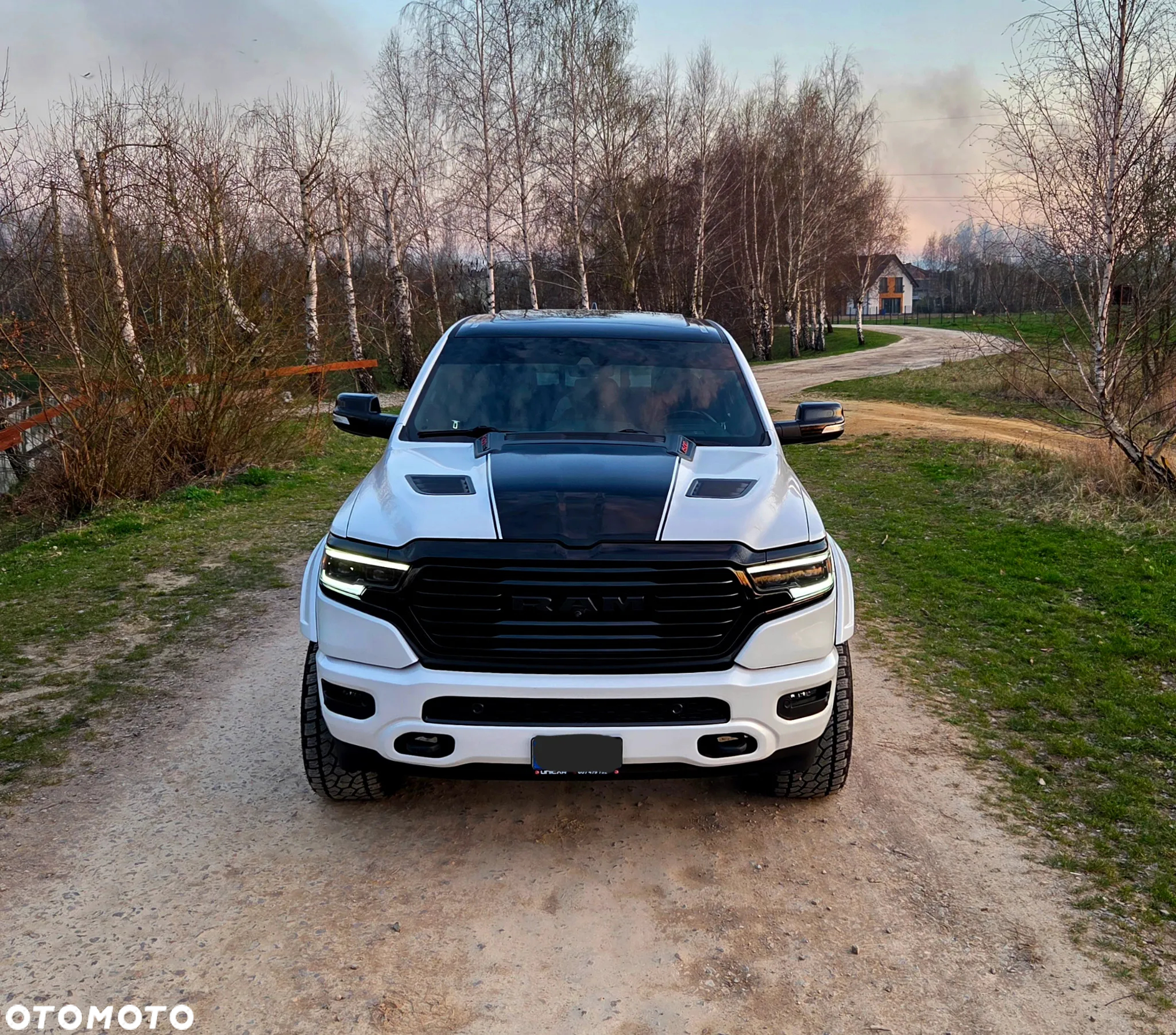 Dodge RAM 1500 5.7 4x4 - 3