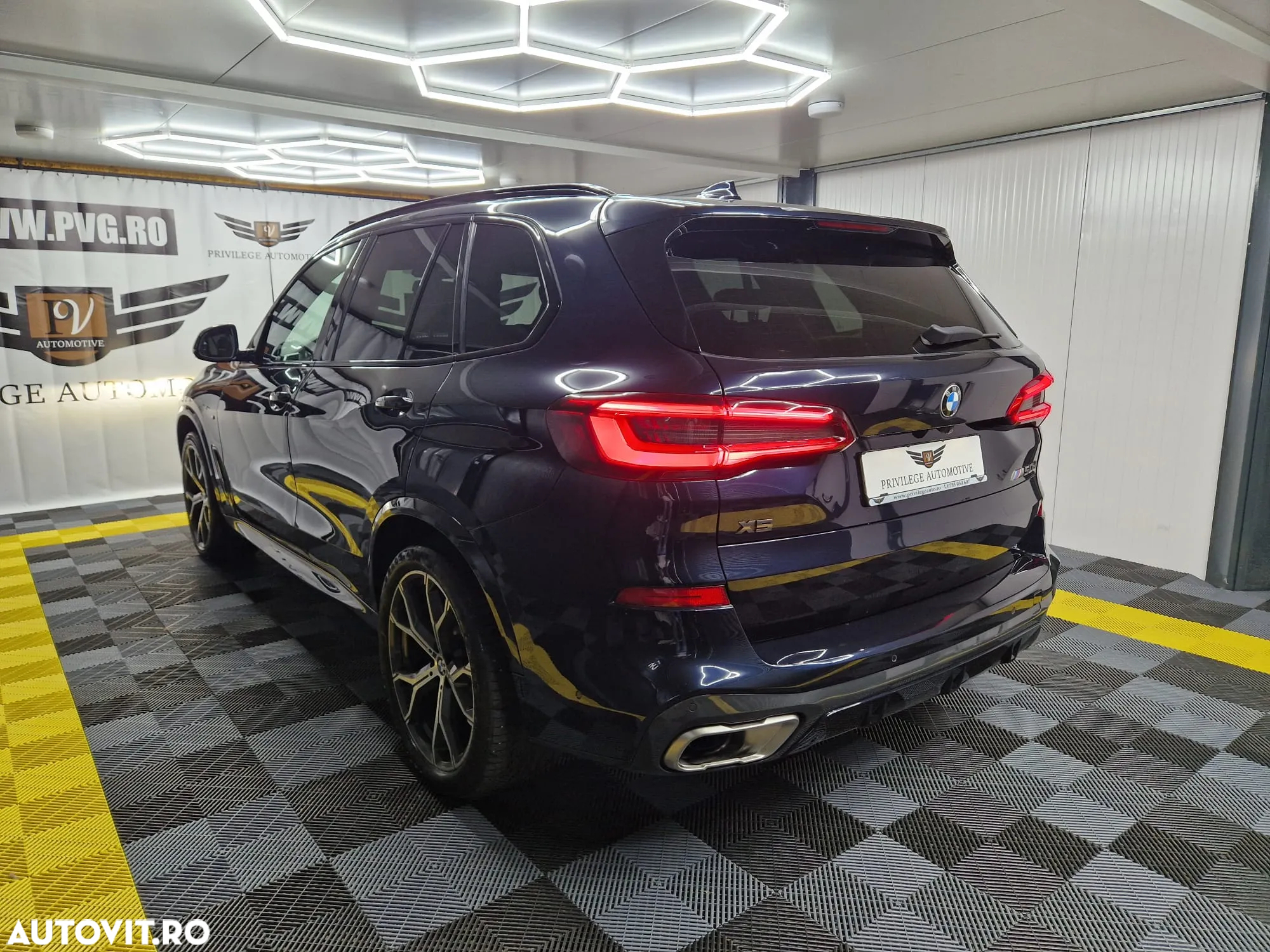 BMW X5 M M50d - 11