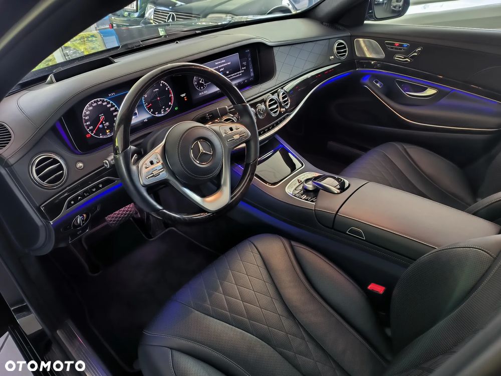 Mercedes-Benz Klasa S 560 4-Matic L 9G-TRONIC - 17