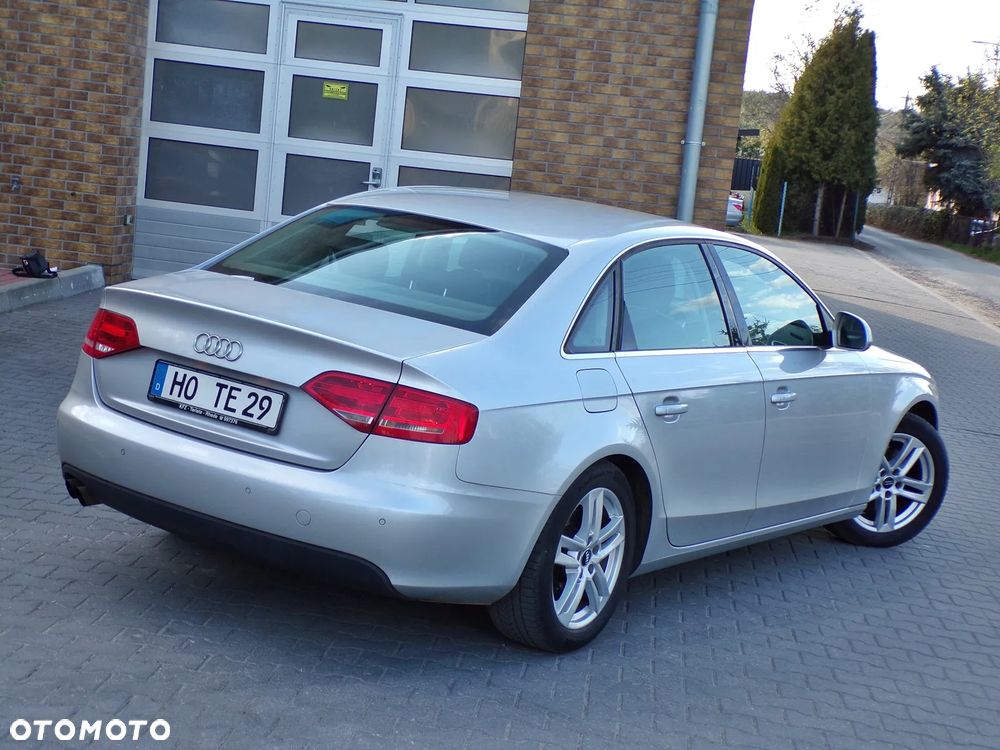 Audi A4 Avant 1.8 TFSI Attraction - 12