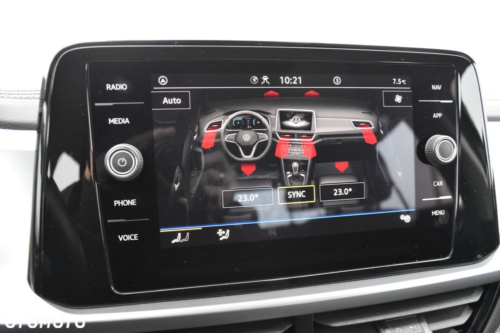 Volkswagen T-Roc 1.5 TSI Life - 23